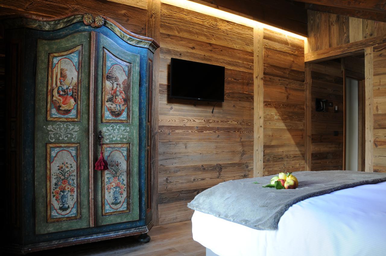 Hotel L'Abri Des Amis Courmayeur Exteriér fotografie