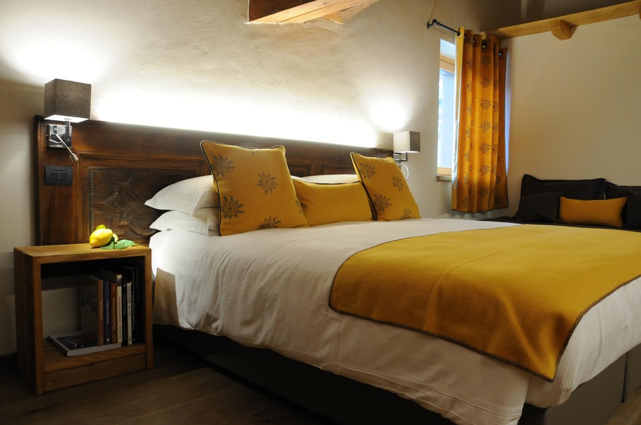Hotel L'Abri Des Amis Courmayeur Exteriér fotografie
