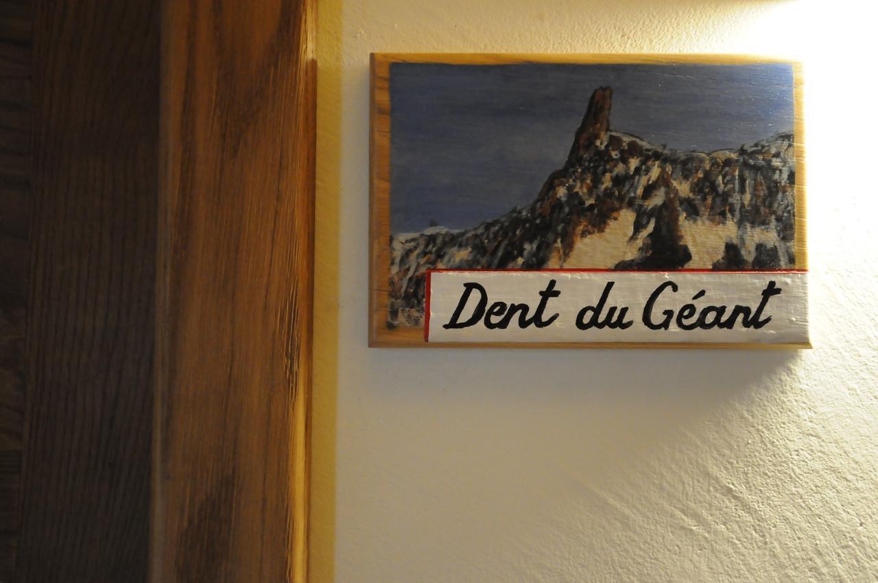 Hotel L'Abri Des Amis Courmayeur Exteriér fotografie