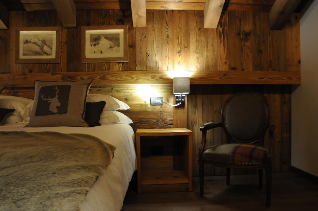 Hotel L'Abri Des Amis Courmayeur Exteriér fotografie